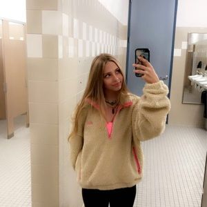 Meet your Posher, Kaityn